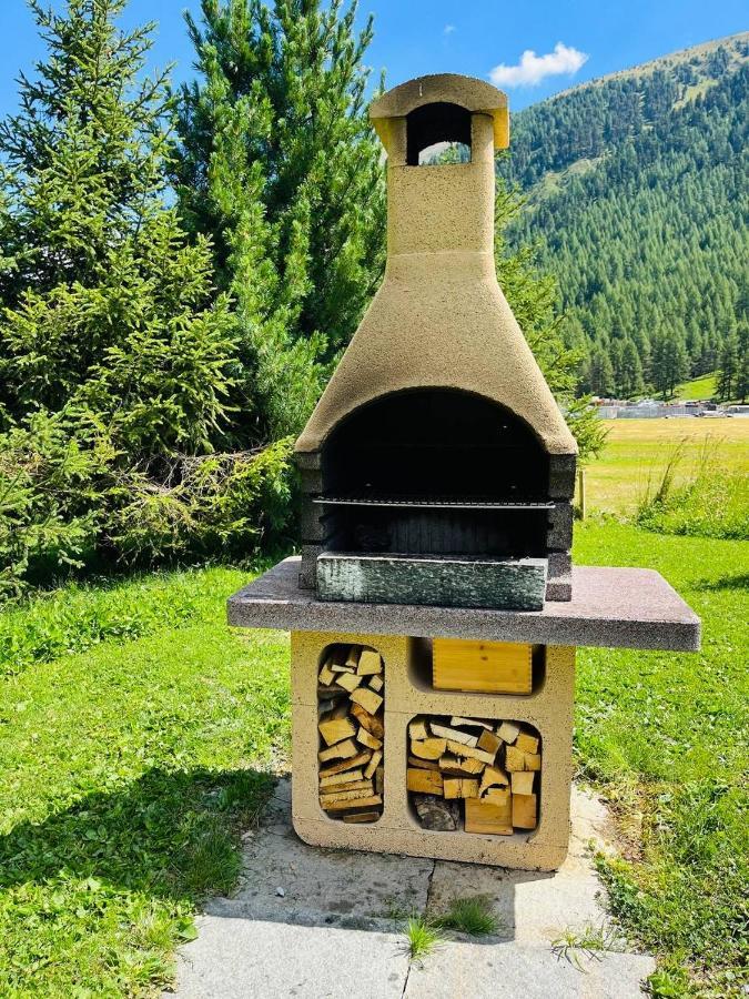 Chalet Sunshine Livigno Buitenkant foto
