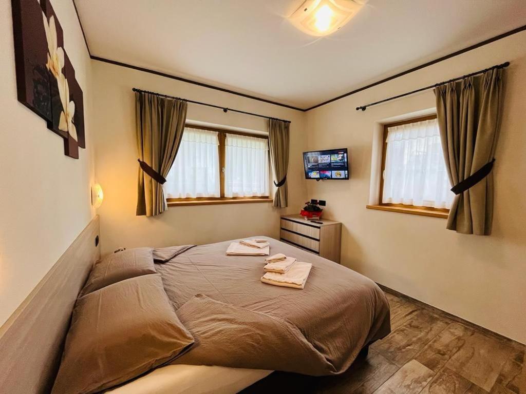 Chalet Sunshine Livigno Buitenkant foto