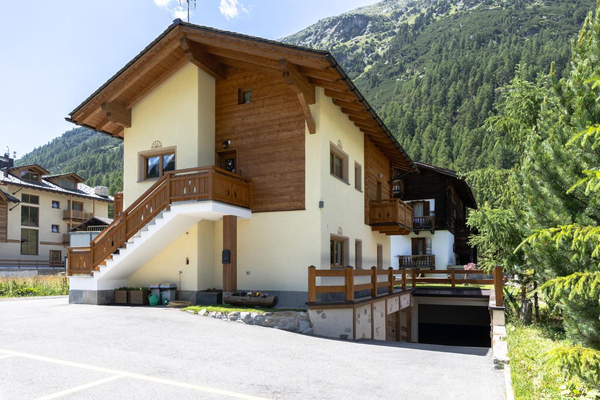 Chalet Sunshine Livigno Buitenkant foto