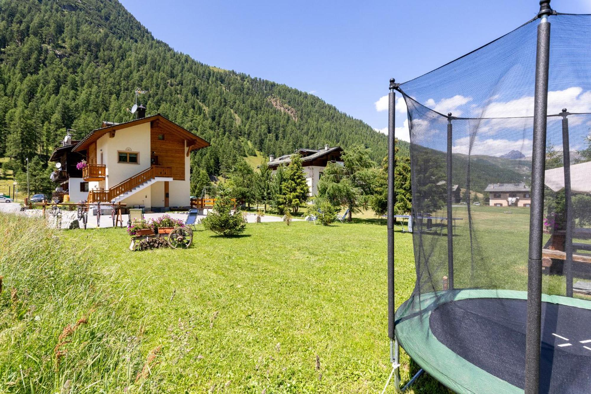 Chalet Sunshine Livigno Buitenkant foto